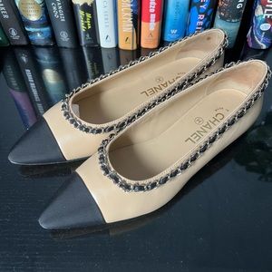 Chanel chain flats 38